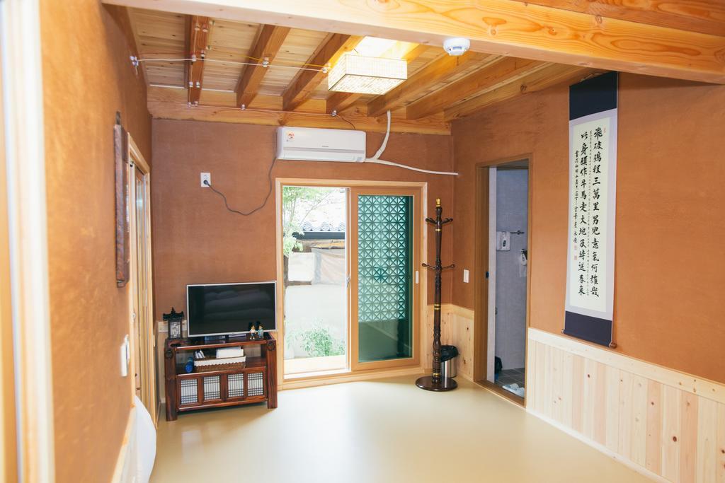 Laon Hanok Gguljam Jeonju Dış mekan fotoğraf